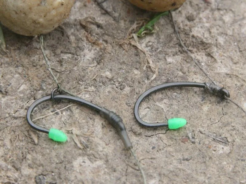 lg_korda-kaptor-coloured-kurv-shank-hooks