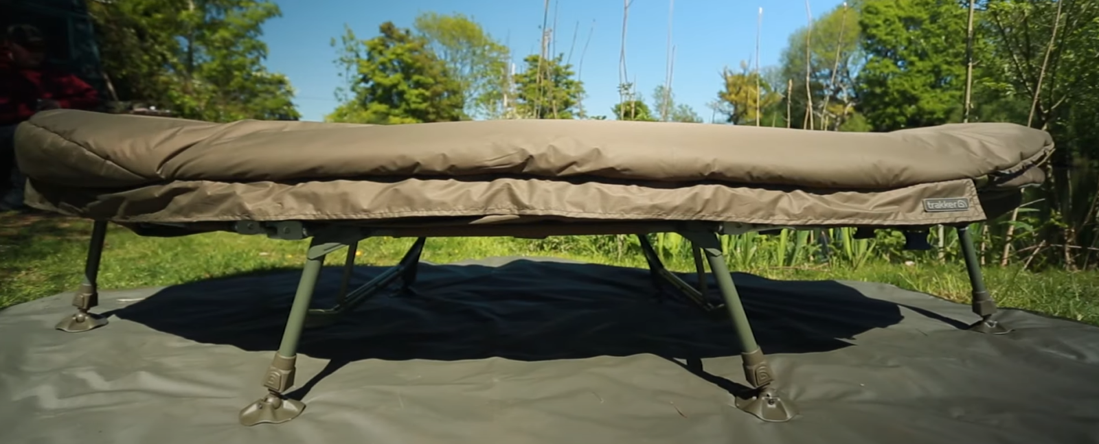 раскладушка trakker levelite lumbar bed